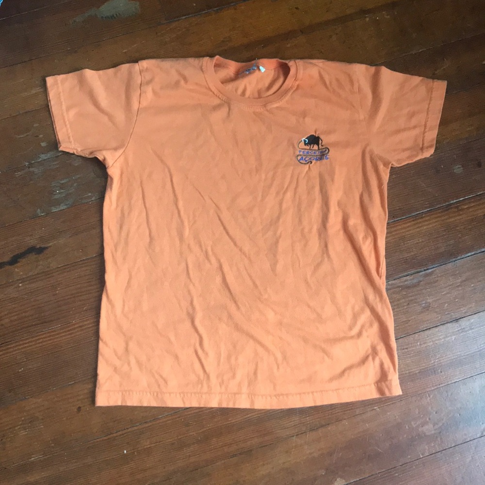 Tee shirt